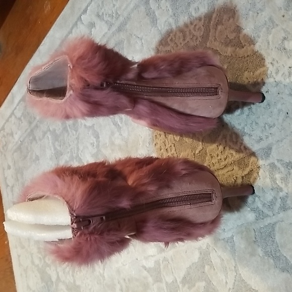 Nine West Pink Suede 1/2 Boot Heels - Picture 3 of 8